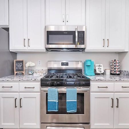 Luxurious Alberta Beach House W/ Historical Detail Hampton Bagian luar foto