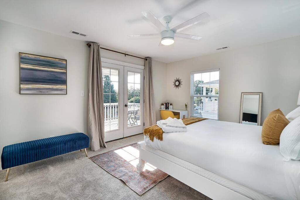 Luxurious Alberta Beach House W/ Historical Detail Hampton Bagian luar foto