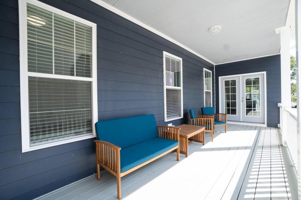 Luxurious Alberta Beach House W/ Historical Detail Hampton Bagian luar foto